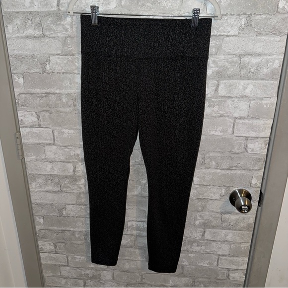 Athleta Delancey Textured Tight, Textured Stripe sz S #K2 - Picture 6 of 6